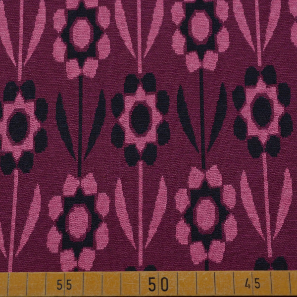 Floraler Stoff in Burgunderrot – Blumenmuster in Rosa, ideal für Kleidung und Accessoires, 150 cm breit, 280 g/m².