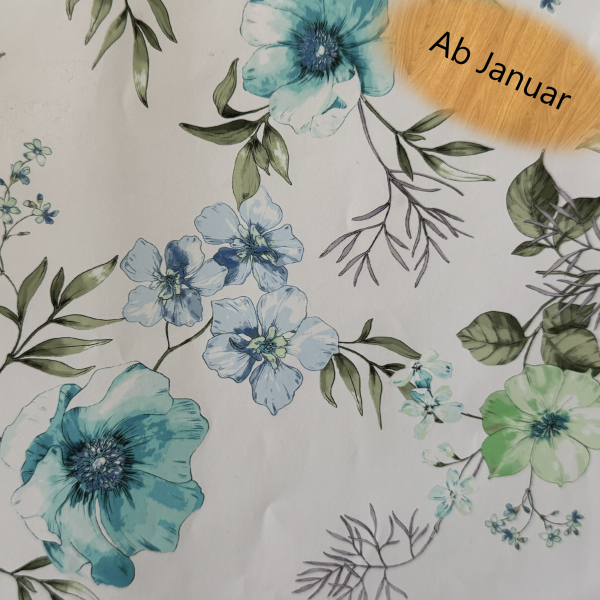 Musselin Stoff – 100% Baumwolle – Florales Muster in Blau- und Grüntönen auf hellem Hintergrund – 130 cm breit, 125 g/m²